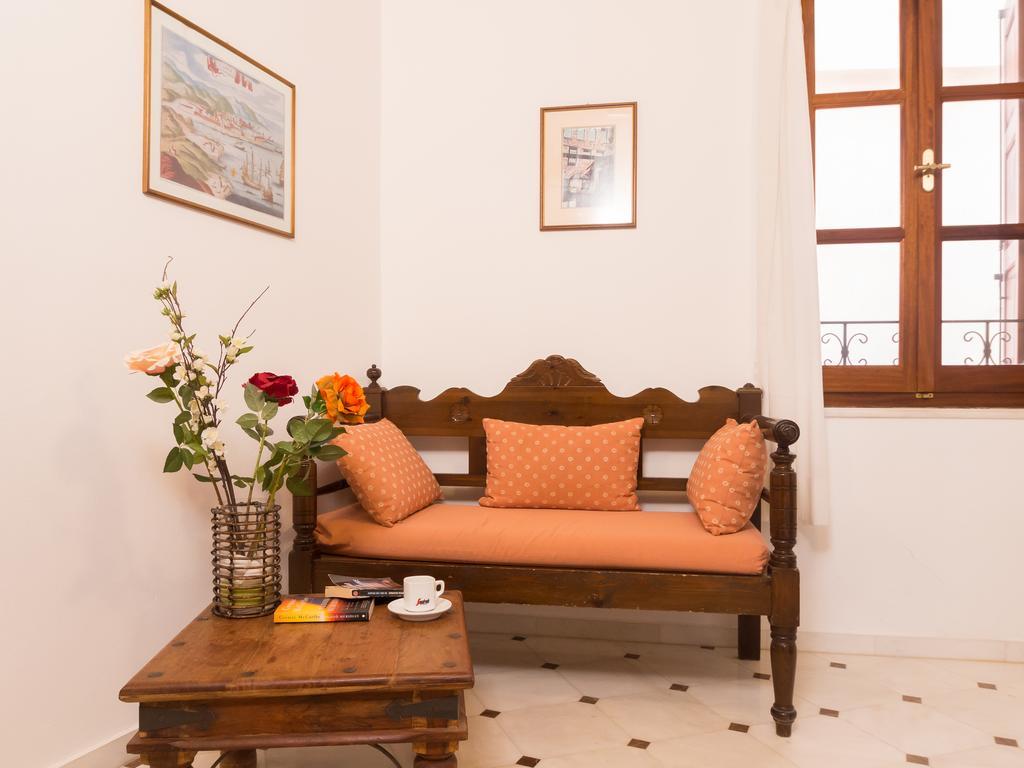 Xenon Apartments Chania  Phòng bức ảnh